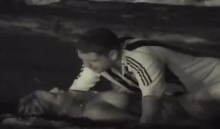 الطبيب ، ينتقد مريض شاب افلام سكس فرنسيه تويتر في فمه.