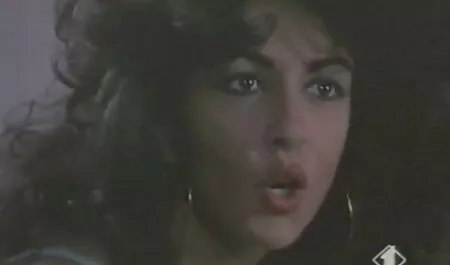Kivanol مع الروسية على افلام جنس لبنانى السرير