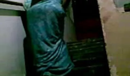 الحارس هو مدرب كبير في مشاهده افلام سكس جنس بلدها