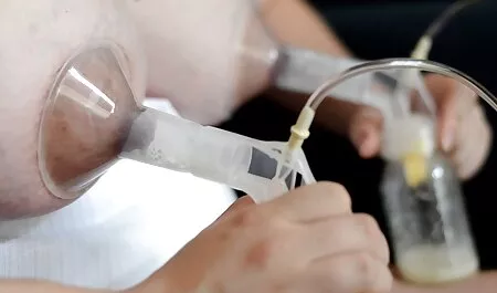 الأمريكية وقحة يهز مع الكبار. فلم اجنبي جنس