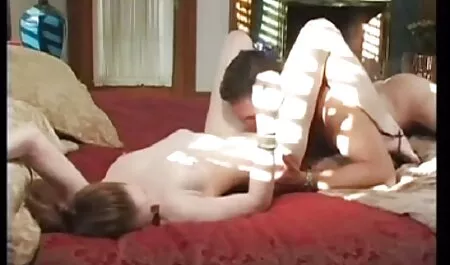 وضع ديك في كل من الثقوب افلام جنس للكبار فقط الجميلة