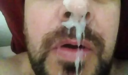 متحمس لعن أخته في جميع فيلم جنس سكس الخناجر.