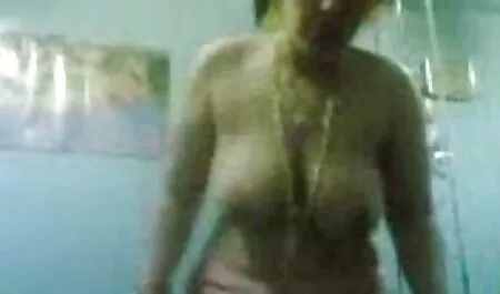 كانت افلام سكس اجنبى مترجم شابة السمين.