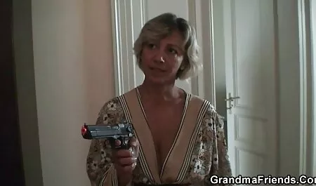 أصلع و سمراء افلام جنس ايطالية الرجل جاذبية كبيرة