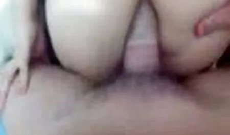 الفتيات الصغيرات فيلم سكس لبناني فيديو يفضلن الموسيقى مع هيئة نحيلة وجمل.